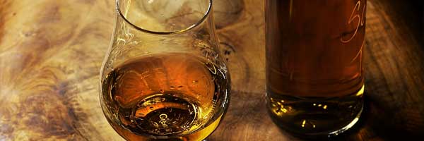 Eichenholz im Glas Ein Baum schenkt uns Whisky 1 - Eichenholz im Glas - Ein Baum schenkt uns Whisky